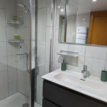 Tranquille Avec Cheminee, Terrasse Sur La Saone Et Borne Ev, Animaux Bienvenus - Fr-1-589-103