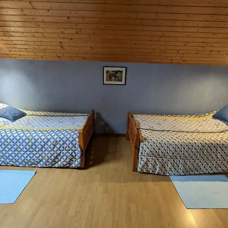 Dom wakacyjny Tranquille Avec Cheminee, Terrasse Sur La Saone Et Borne Ev, Animaux Bienvenus - Fr-1-589-103 *