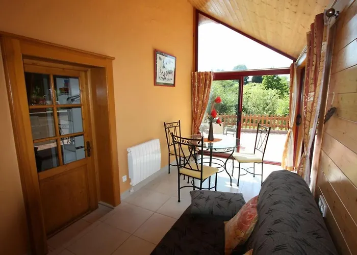 Holiday home Tranquille Avec Cheminee, Terrasse Sur La Saone Et Borne Ev, Animaux Bienvenus - Fr-1-589-103